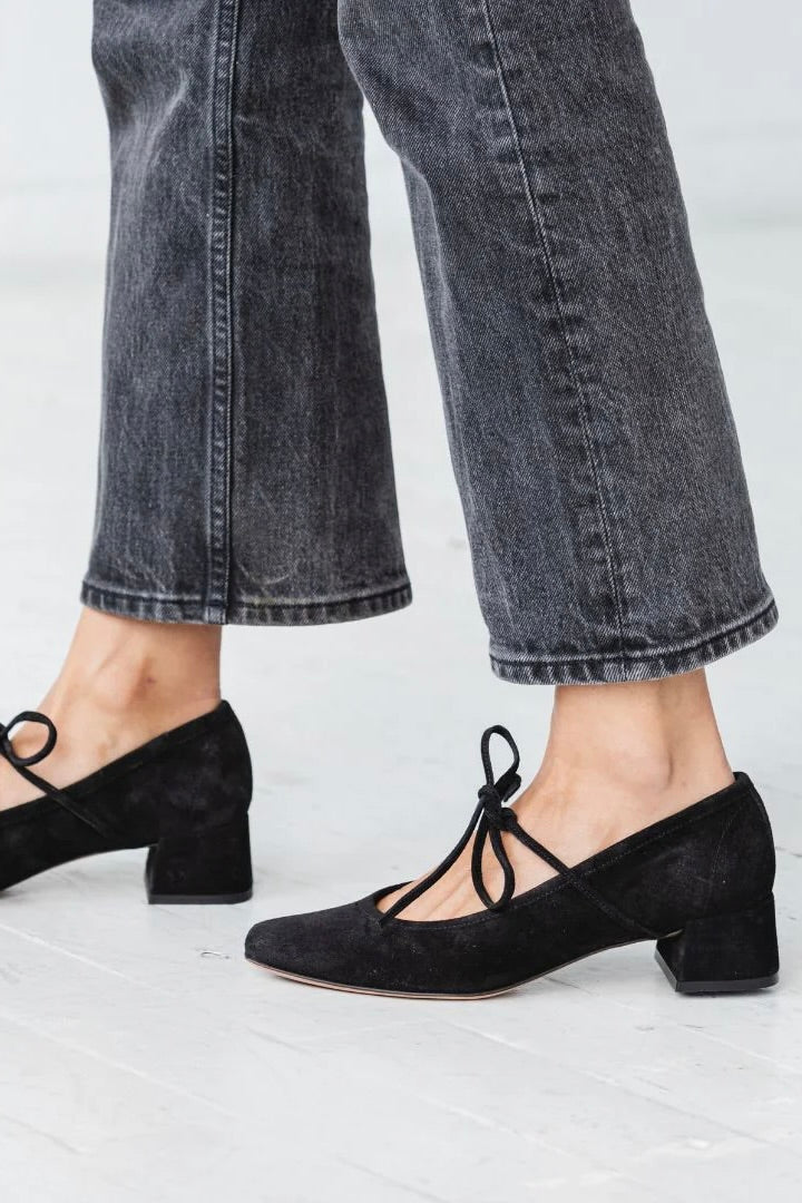 Either/Or Heeled Ballet / Black Suede