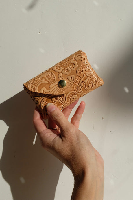 Loper & Haas Card Wallet / Western Embossed