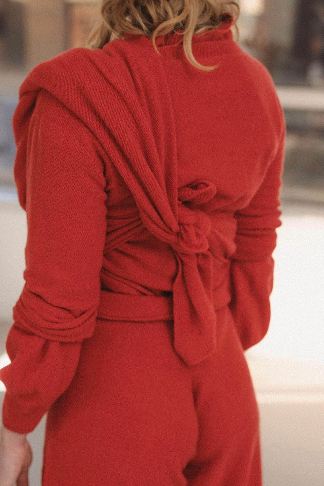 Baserange Whit Scarf / Melagrano Red