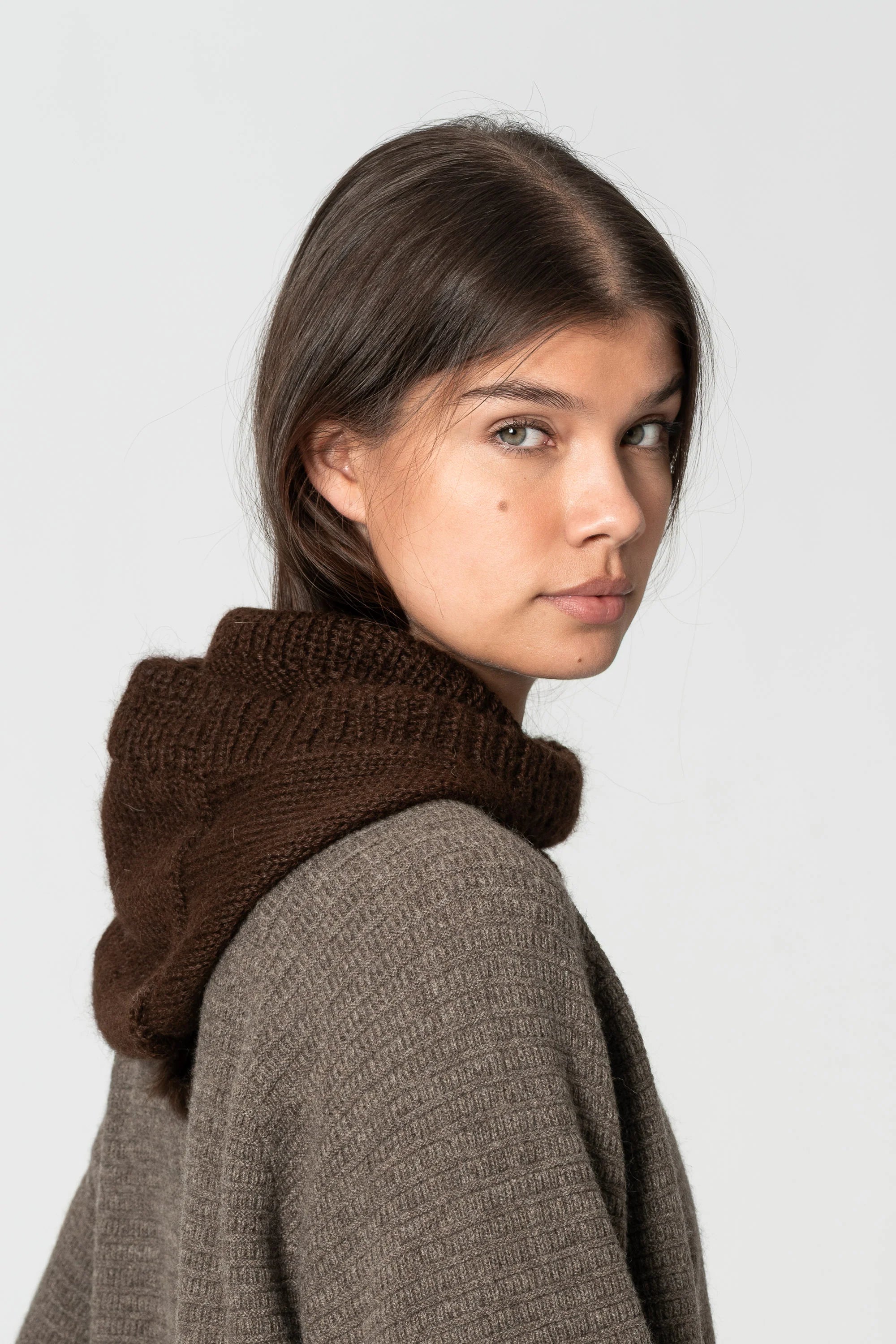 Dinadi Alpaca Handknit Balaclava / Coffee Brown