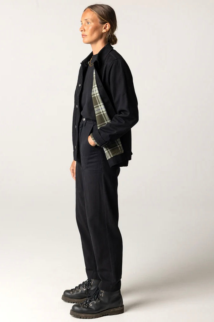 Finisterre Yarrel Flannel Lined Chore Jacket / Black