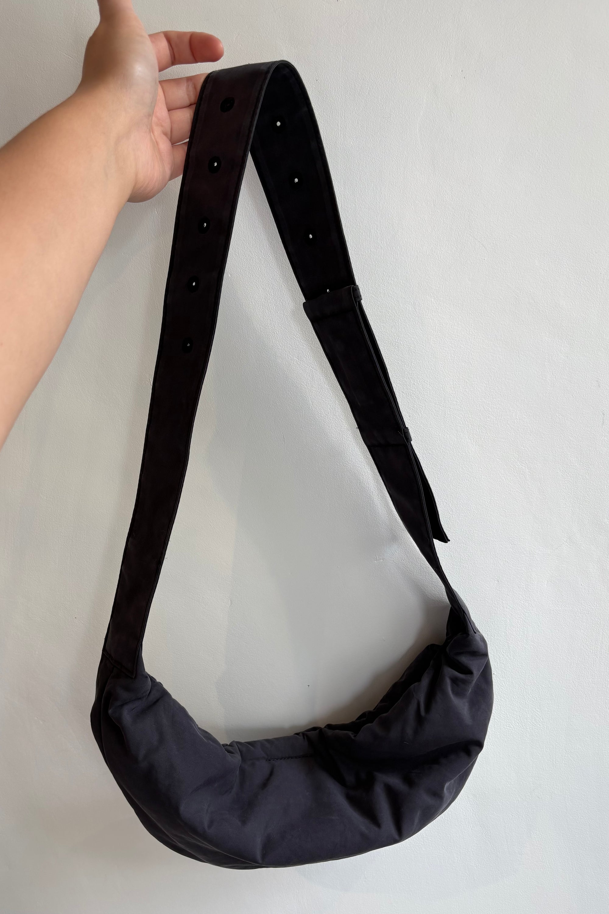 Pre-Loved / Amomento Cross-body Bag / Black