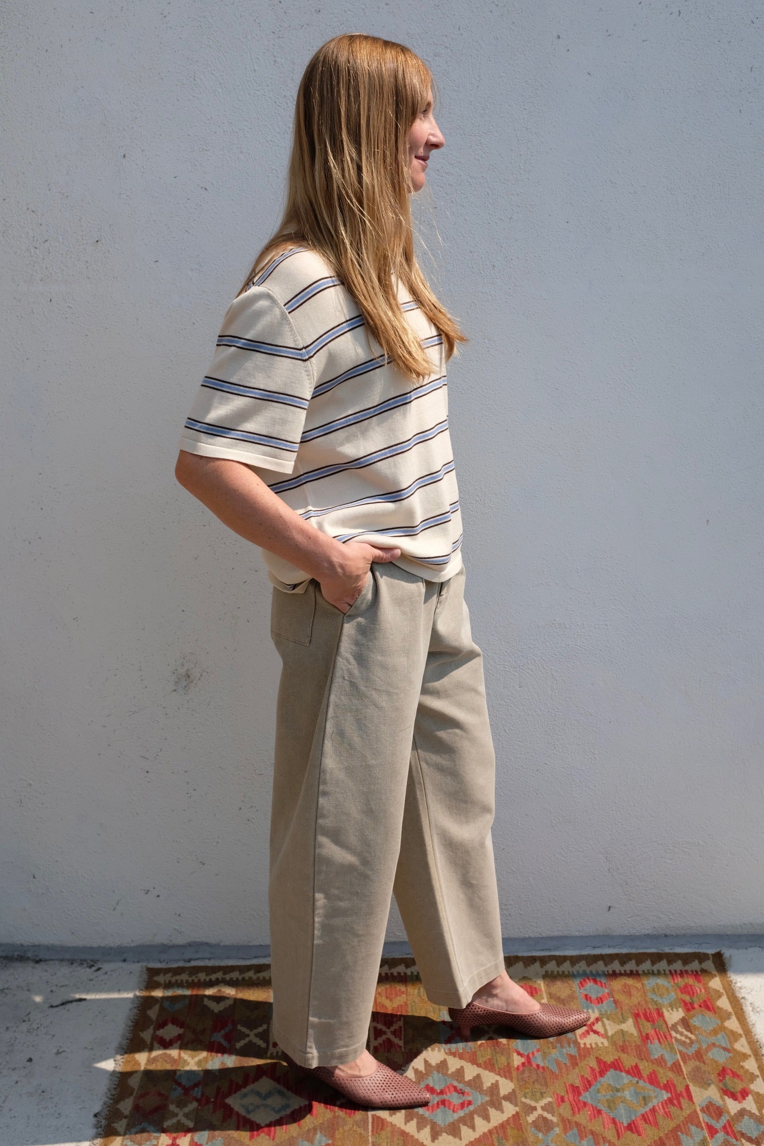 Tailored Curve Legged Trouser / Washed Tan