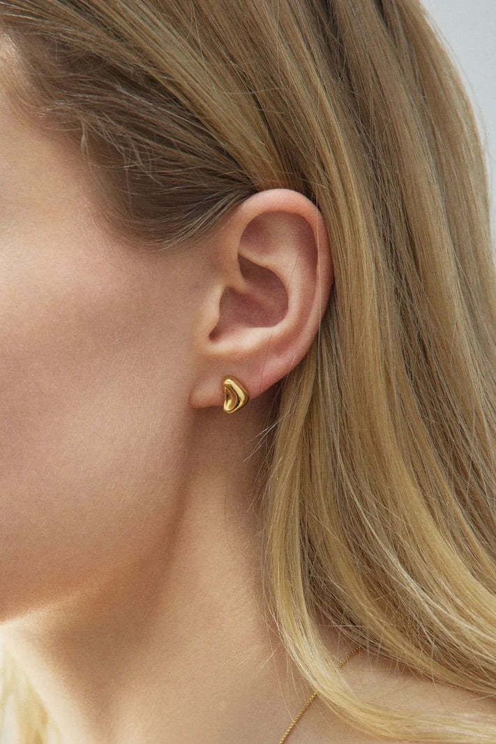Mila Studs / Gold