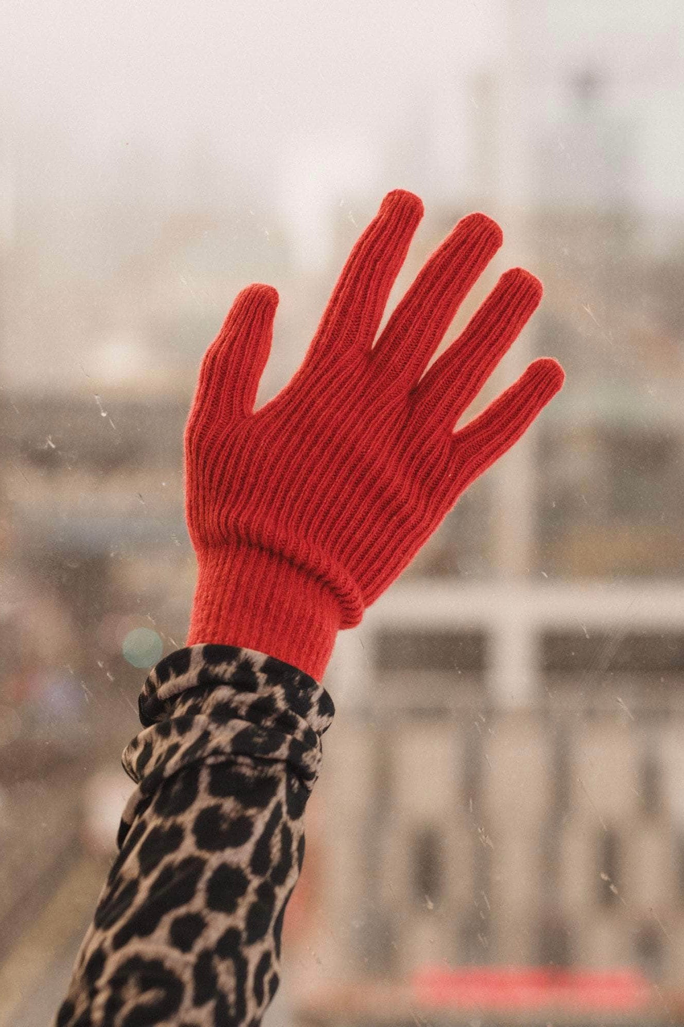Baserange Ribbed Gloves / Melograno Red