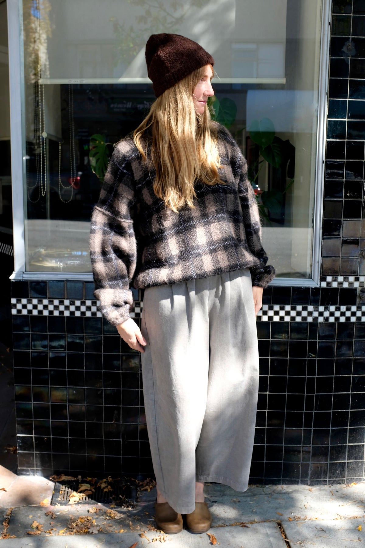Rus Kokochi Sweater / Black + Taupe