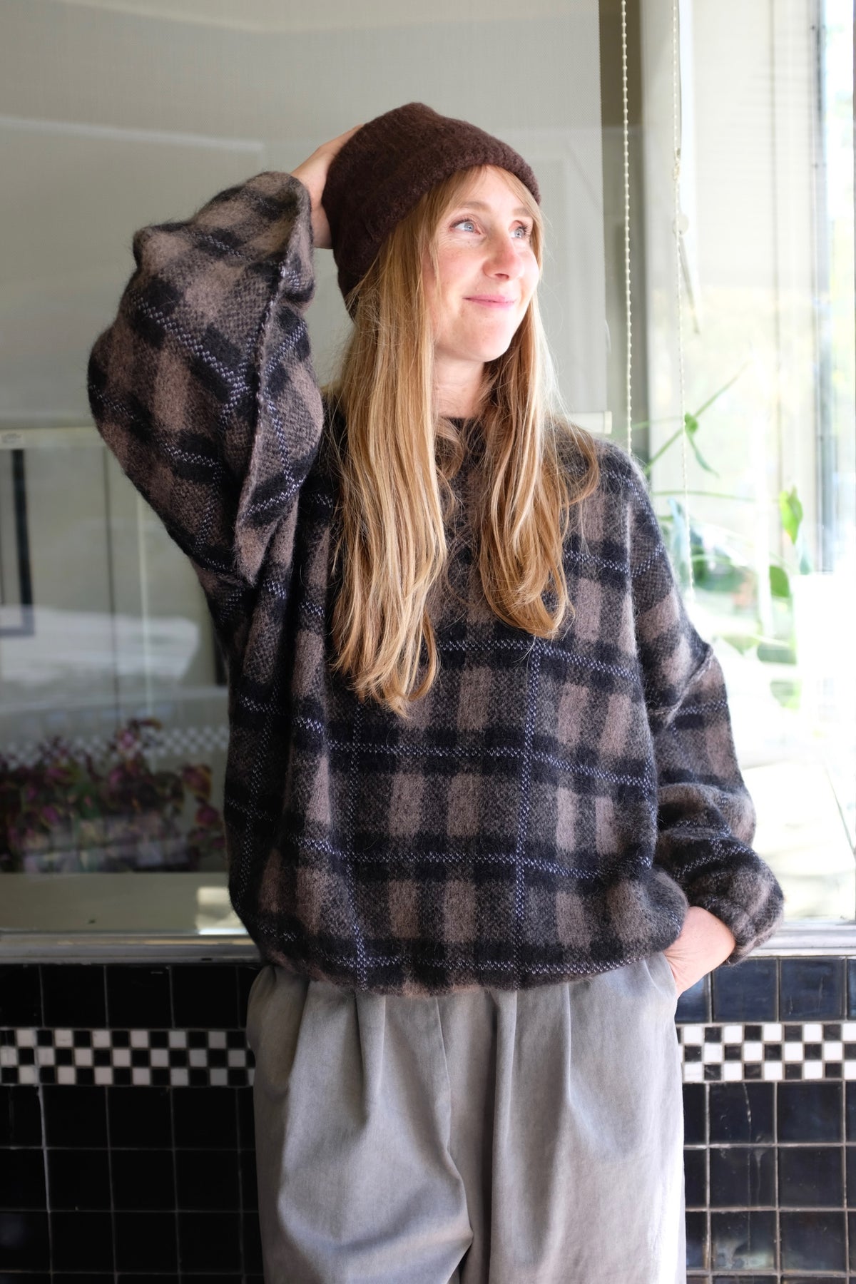Rus Kokochi Sweater / Black + Taupe