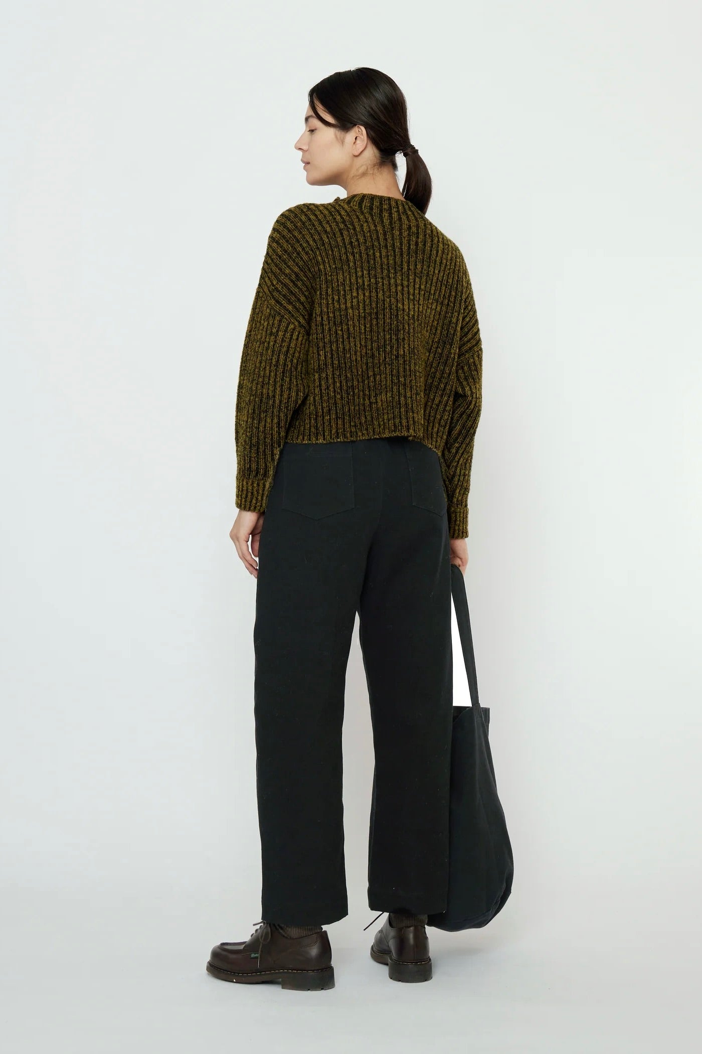 7115 by szeki Striped Ribbed Mockneck / Topaz Black