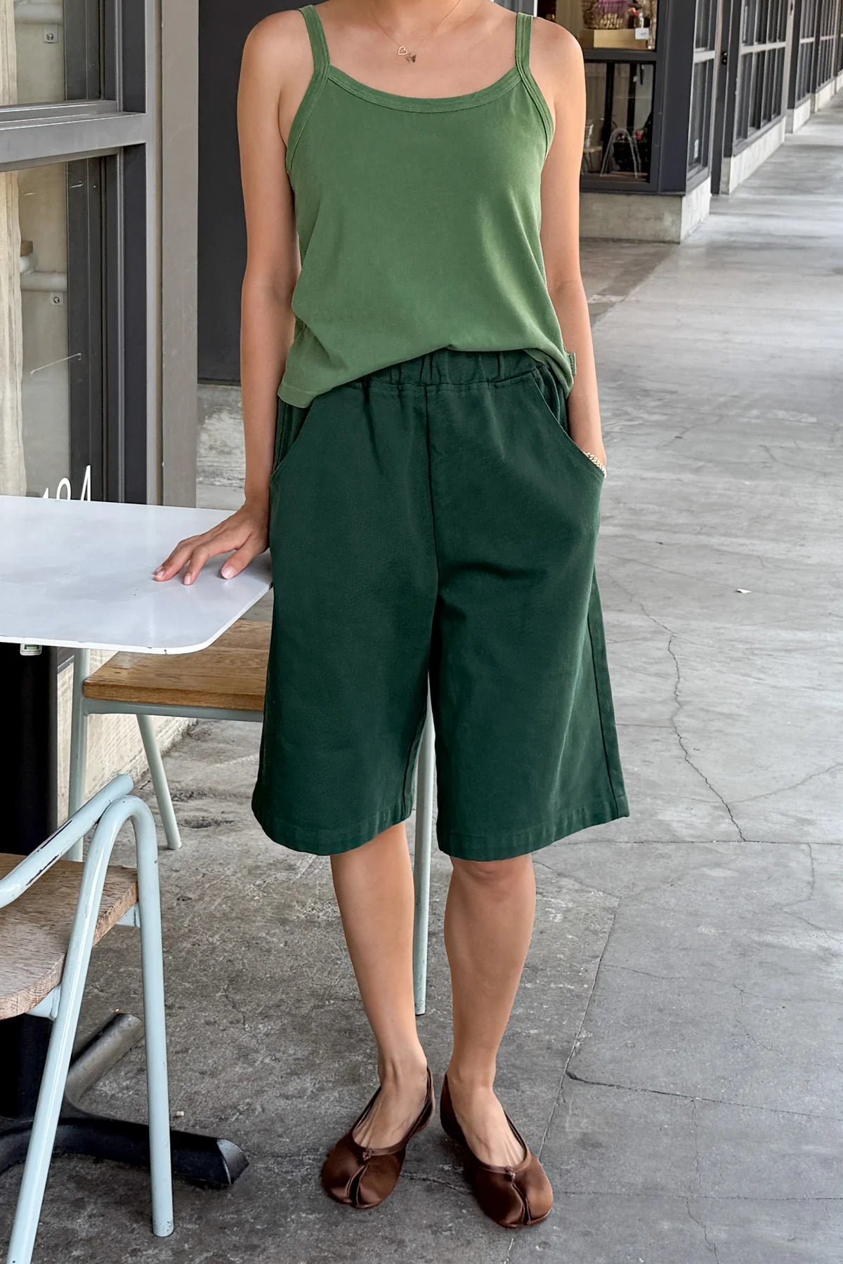 Le Bon Shoppe Liam Bermuda Shorts / Pine
