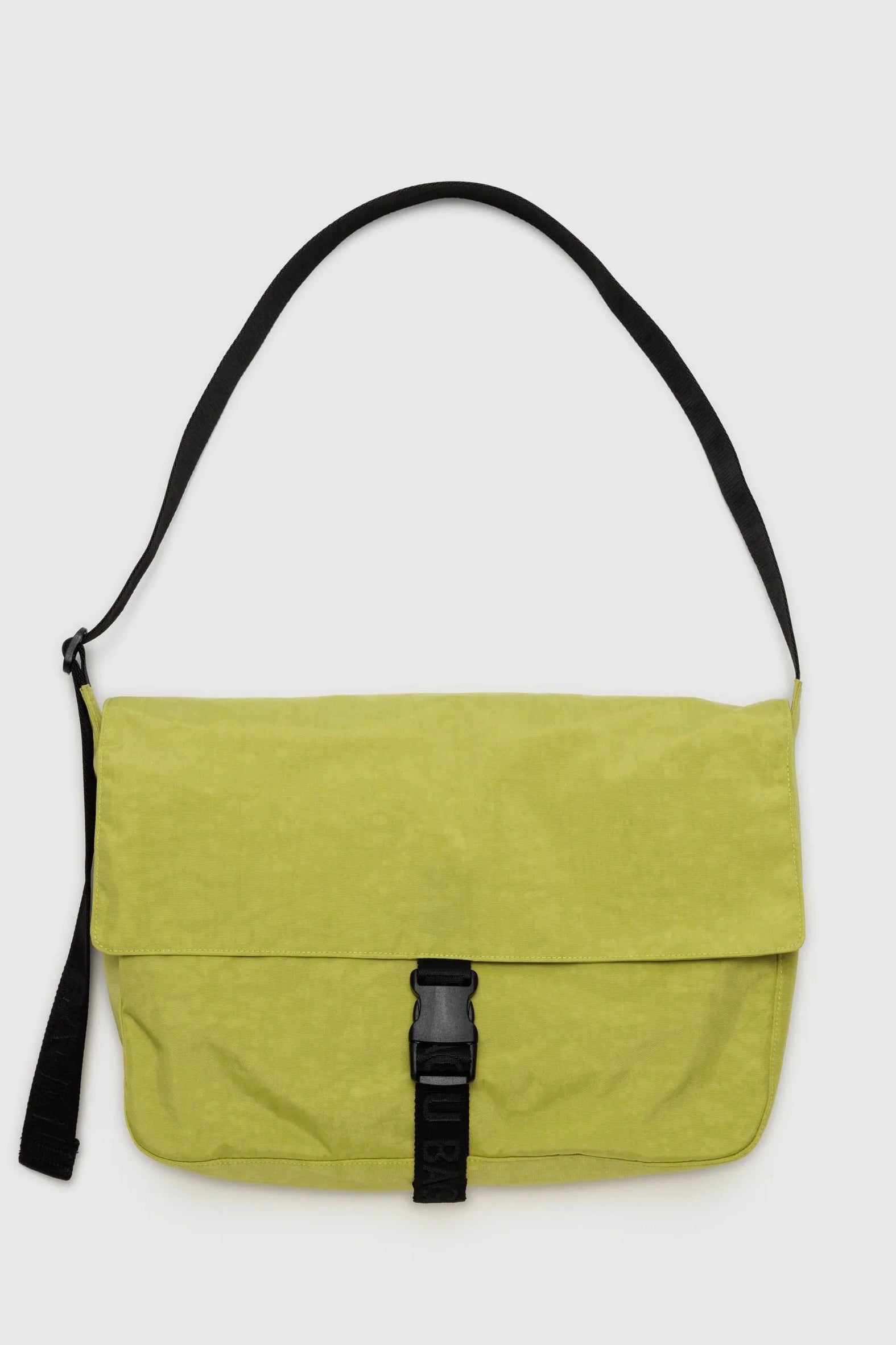 Nylon Baggu Nylon Messenger Bag / LemongrassMessenger Bag / Lemongrass
