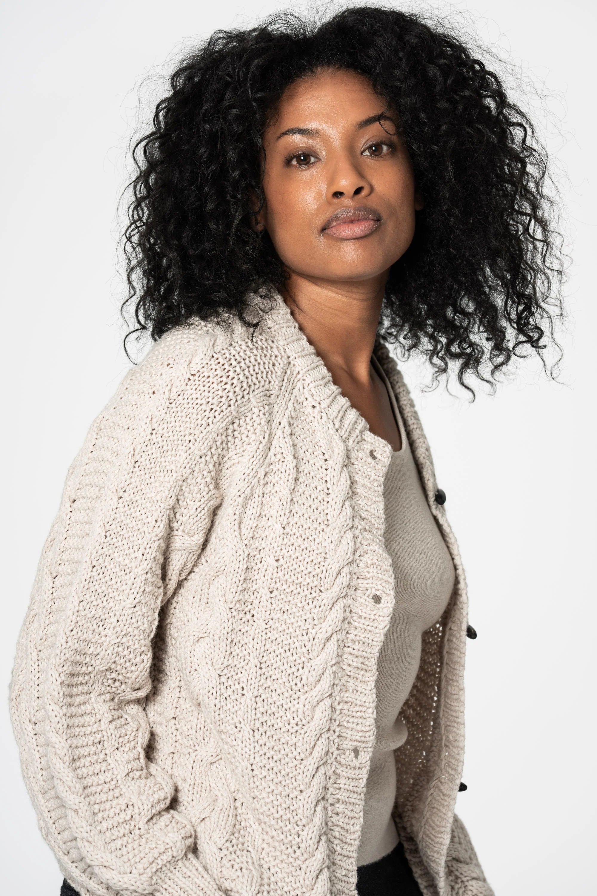 Dinadi Merino Handknit Cable Cardigan / Almond White