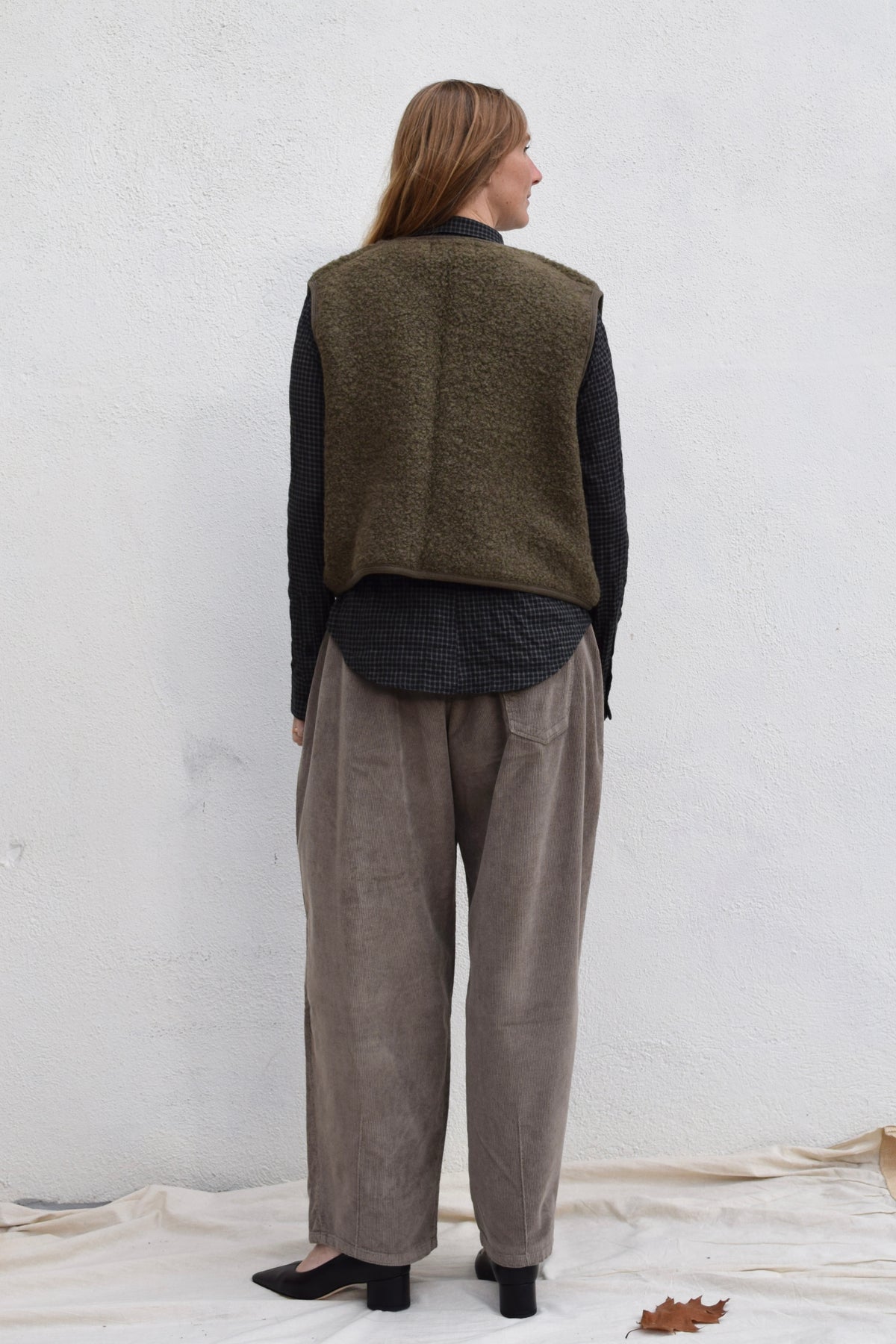 L'Envers Luce Vest / Khaki Curly Alpaca