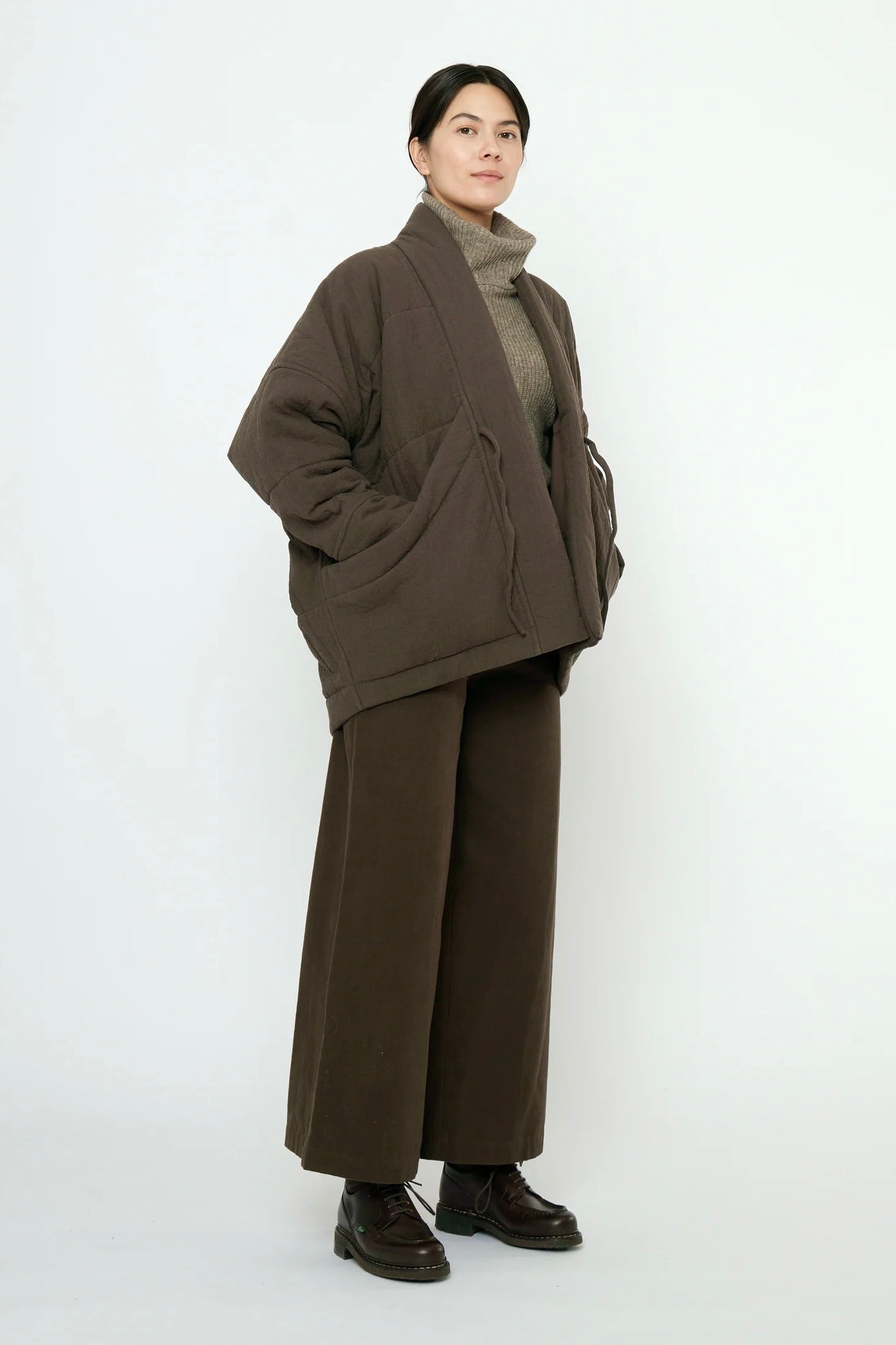 7115 Signature Sumo Puffer / Chalk Brown