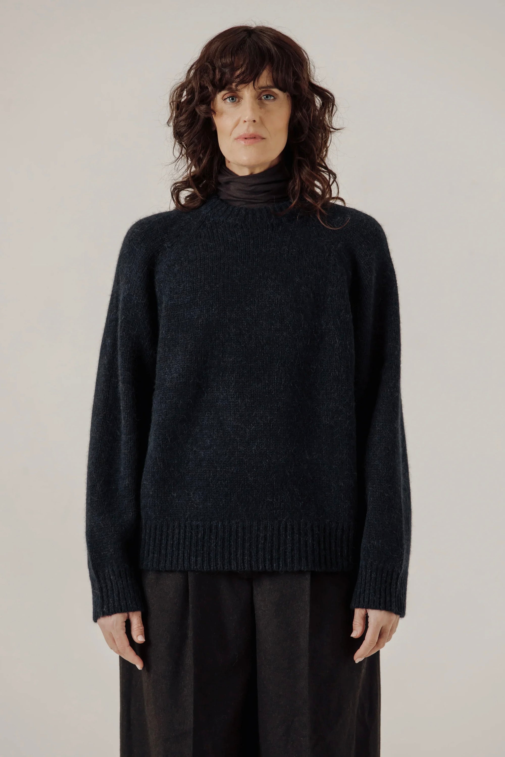Bare Knitwear / Pop-Up / Classic Oversized Crewneck / Dark Navy
