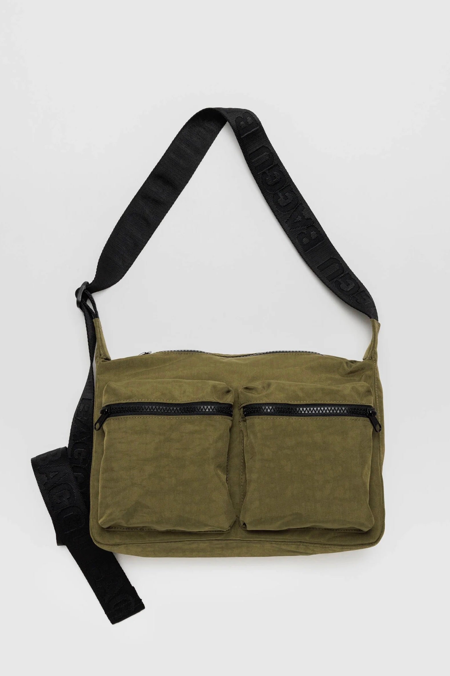 BAGGU Medium Cargo Crossbody / Seaweed