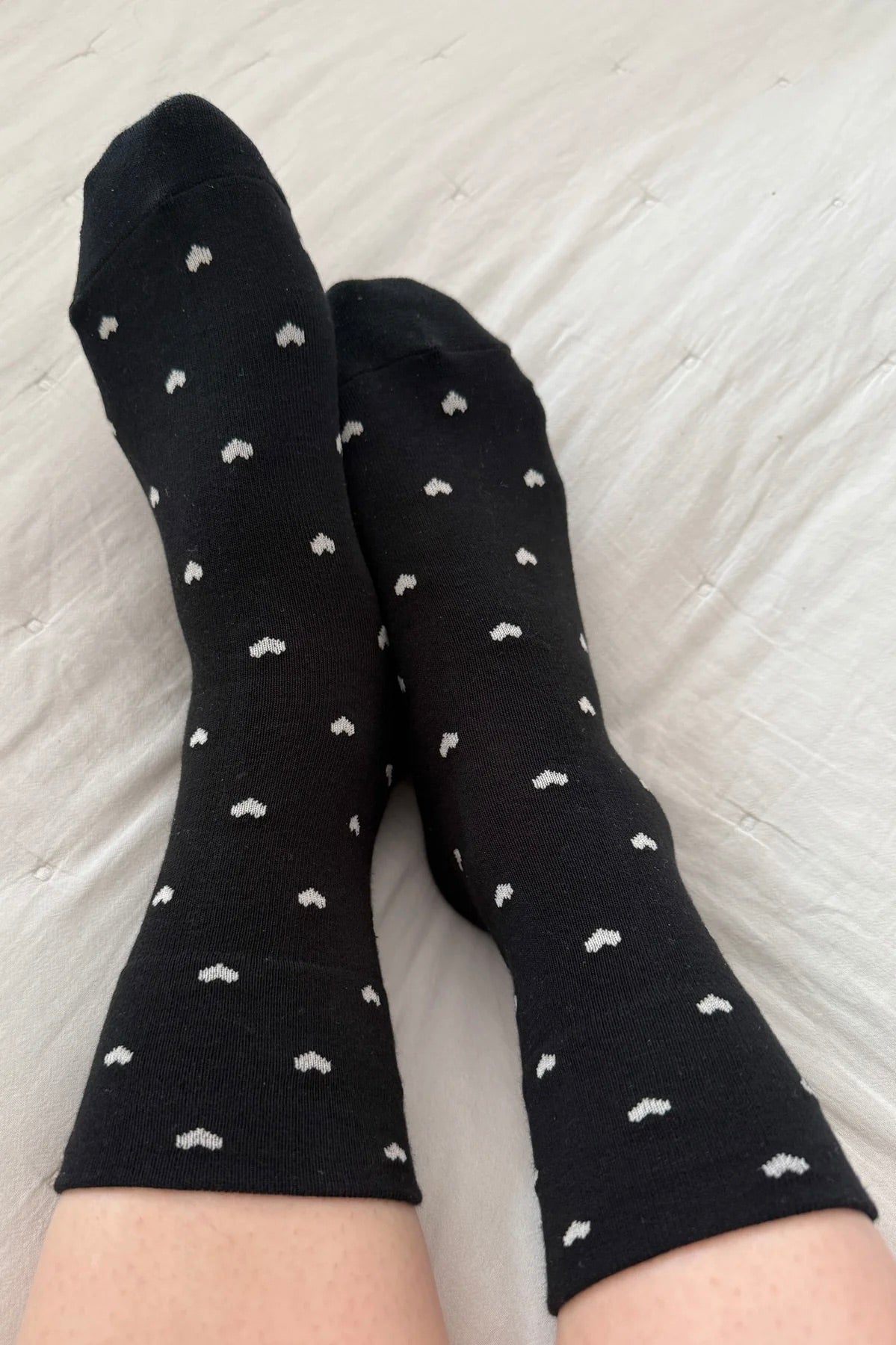 Le Bon Shoppe Sneaker Socks / Black + Cream Hearts