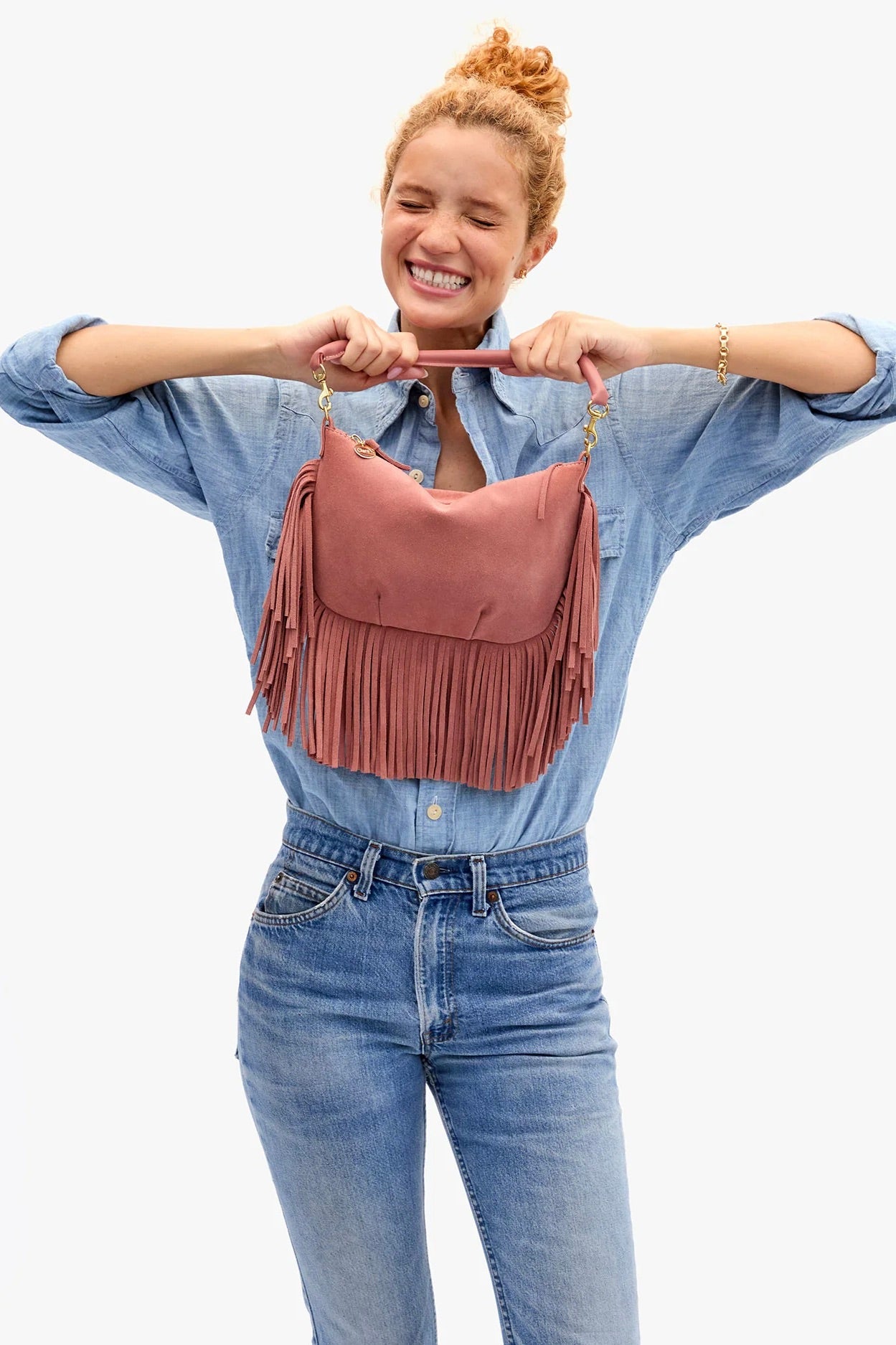 Clare V. Petit Moyen Messenger / Rose Clay Suede Fringe