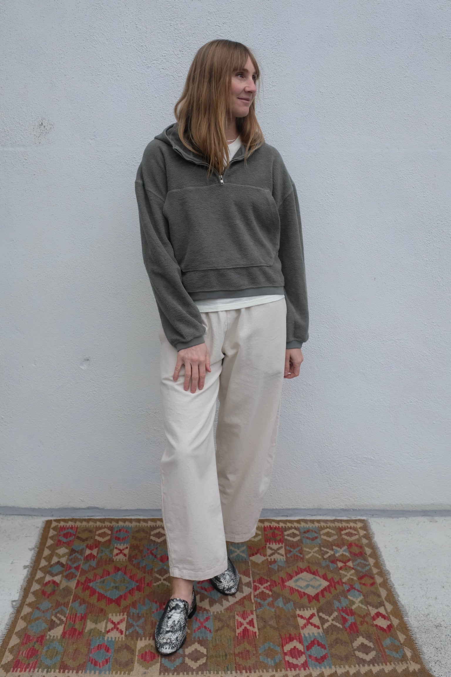 Jungmaven Heathered Osprey Cropped Sweatshirt / Olive