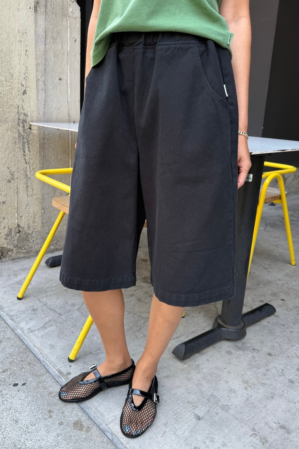 Le Bon Shoppe Liam Bermuda Shorts / Black Canvas