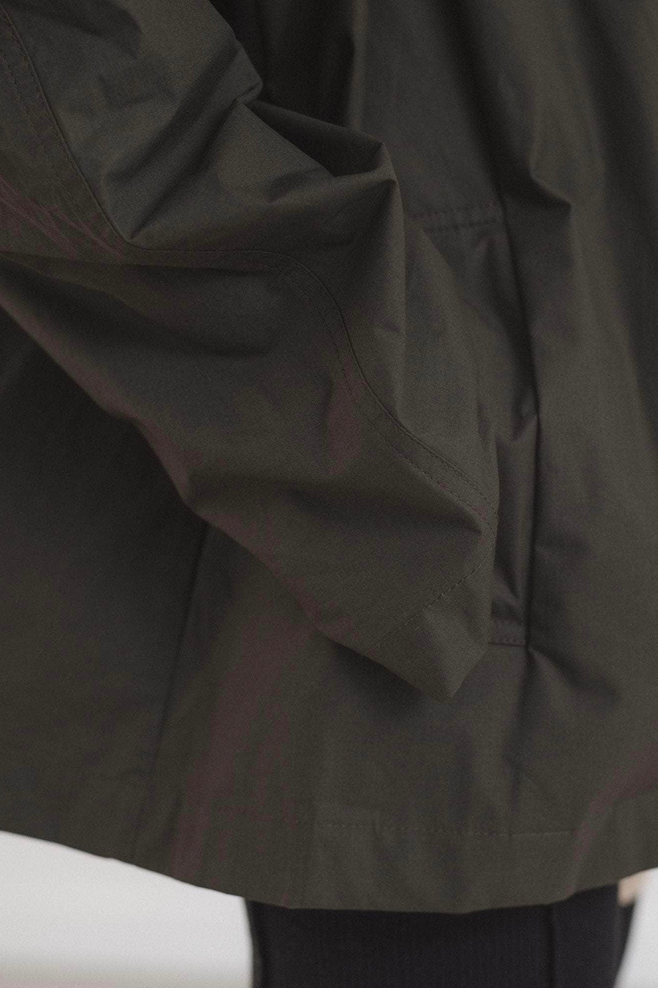 Baserange Cave Windbreaker / Green Brown