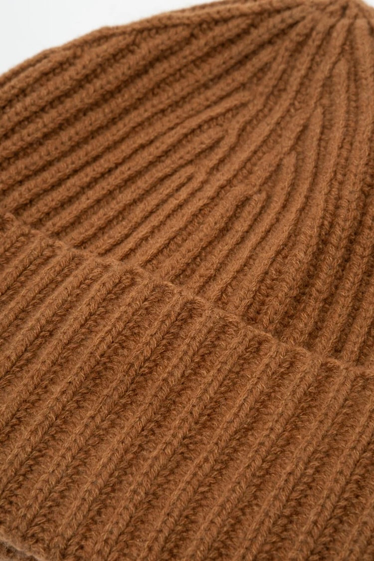 Girls of Dust Wool Cashmere Beanie / Capuccino