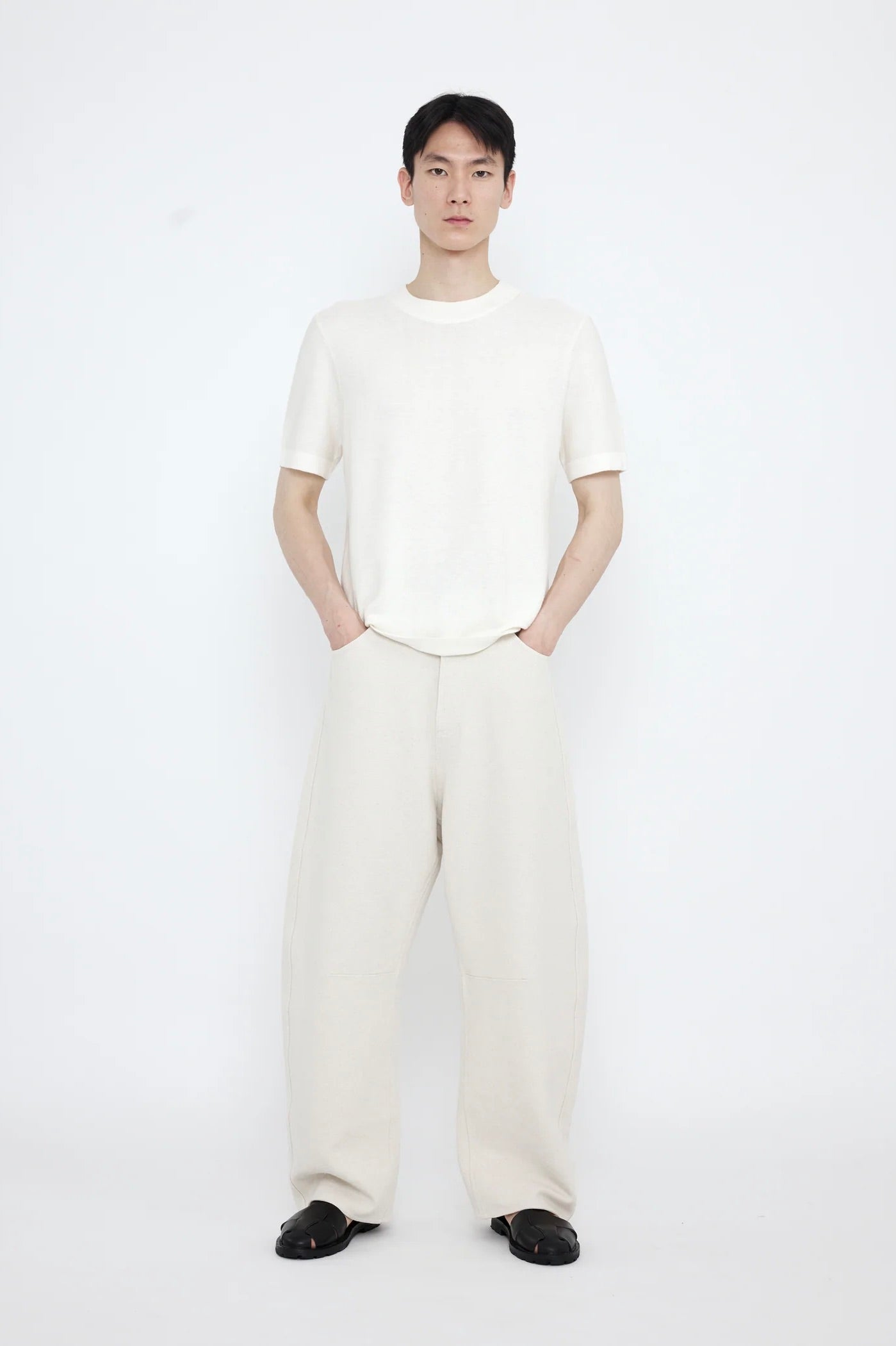 Relaxed Curved Leg Trouser SS25 / Off White