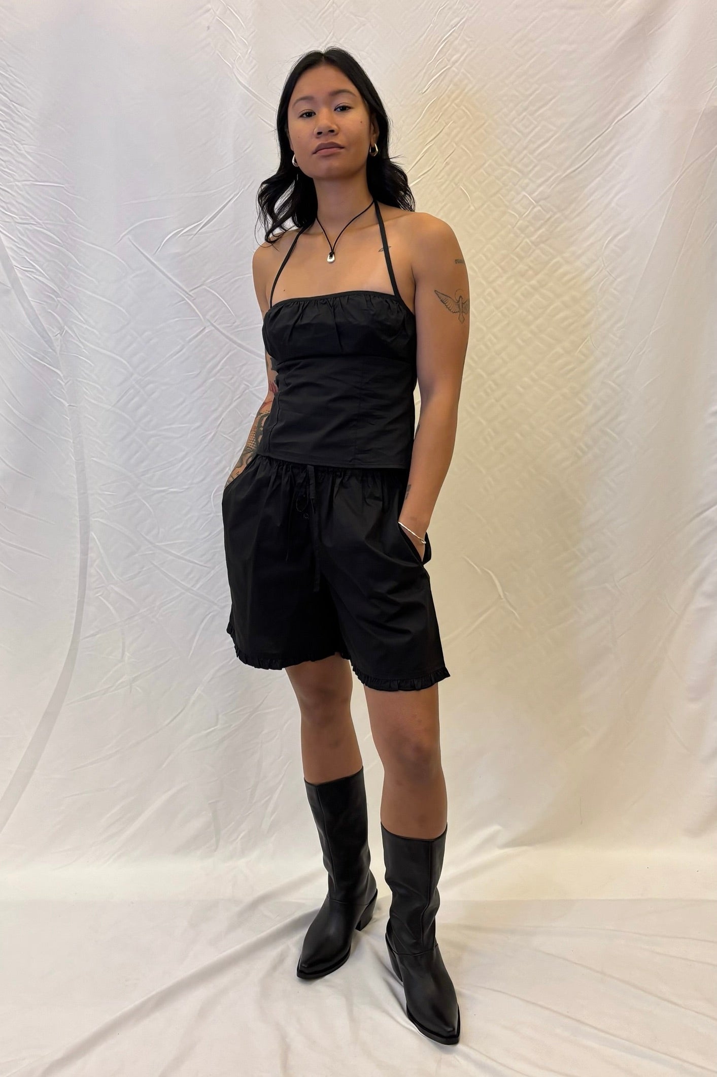 Dejij Studios Flounce Short / Black