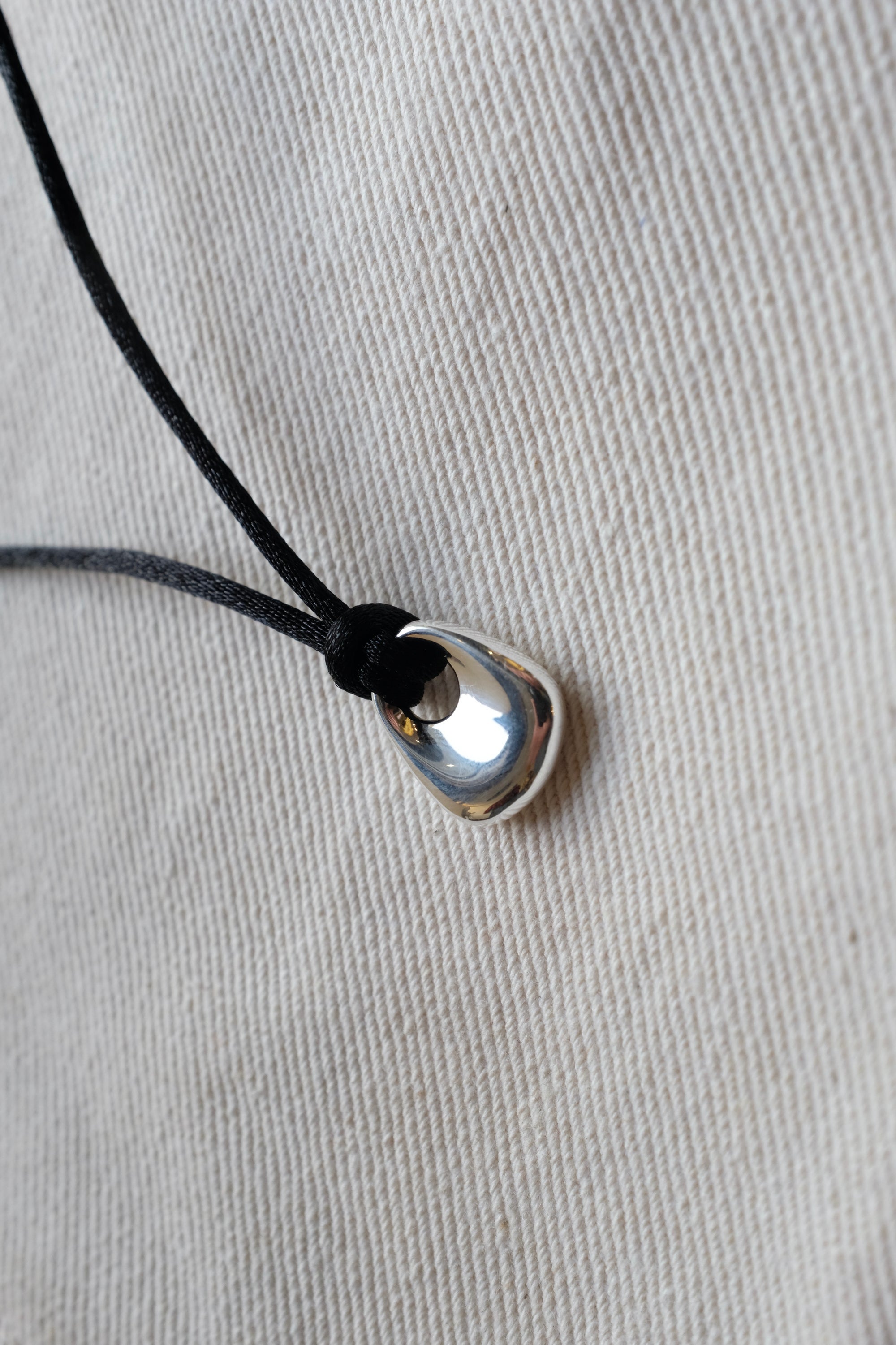 Wolf Circus Odette Black / Silver