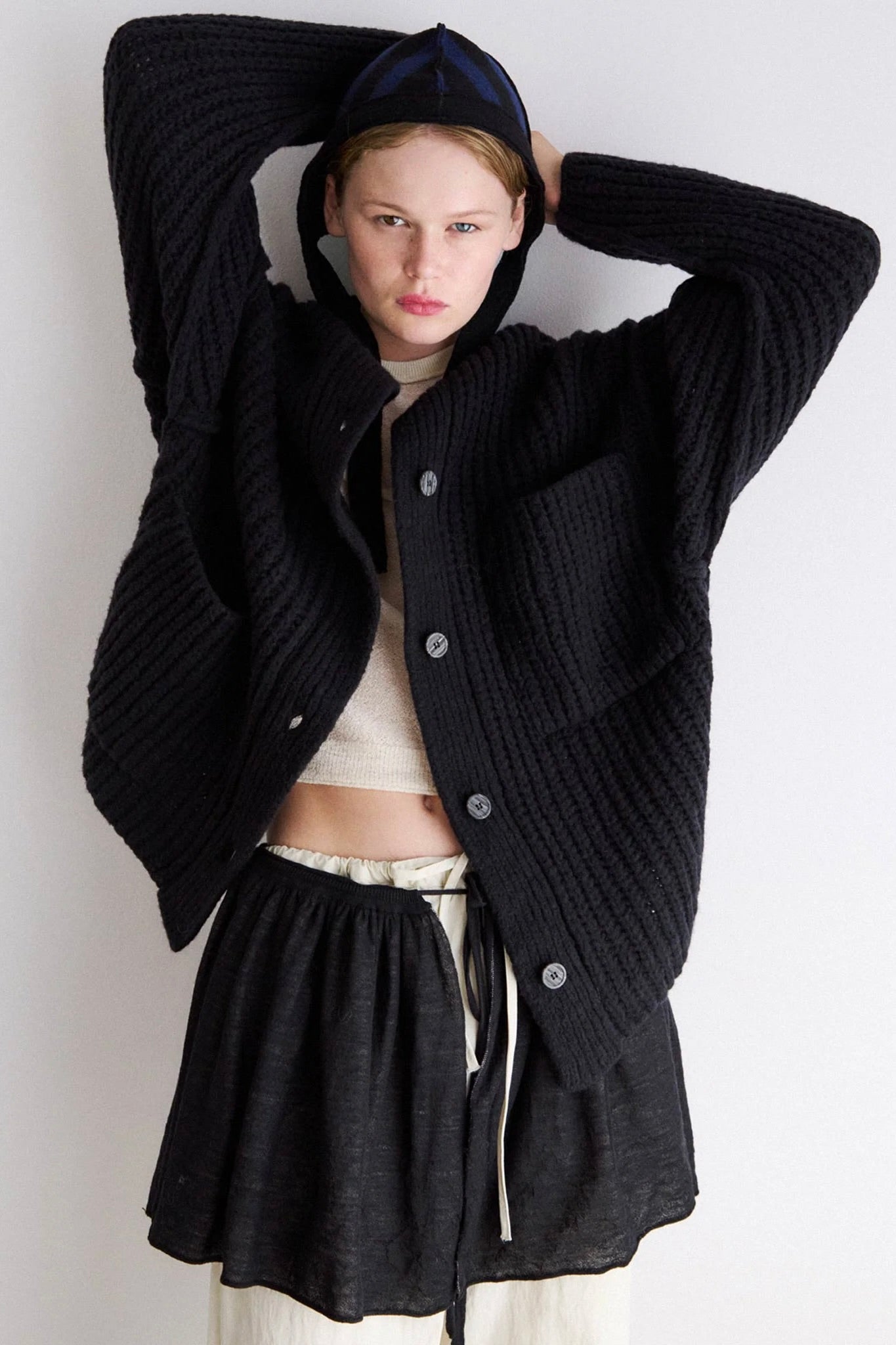 Rus Nui cardigan / Black