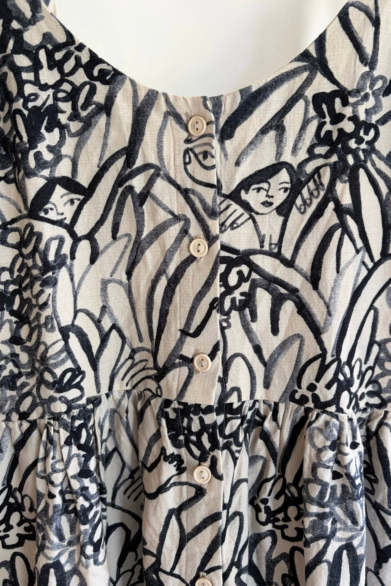 Pre-Loved / Eve Gravel Black &amp; Beige Face Dress / Size Small