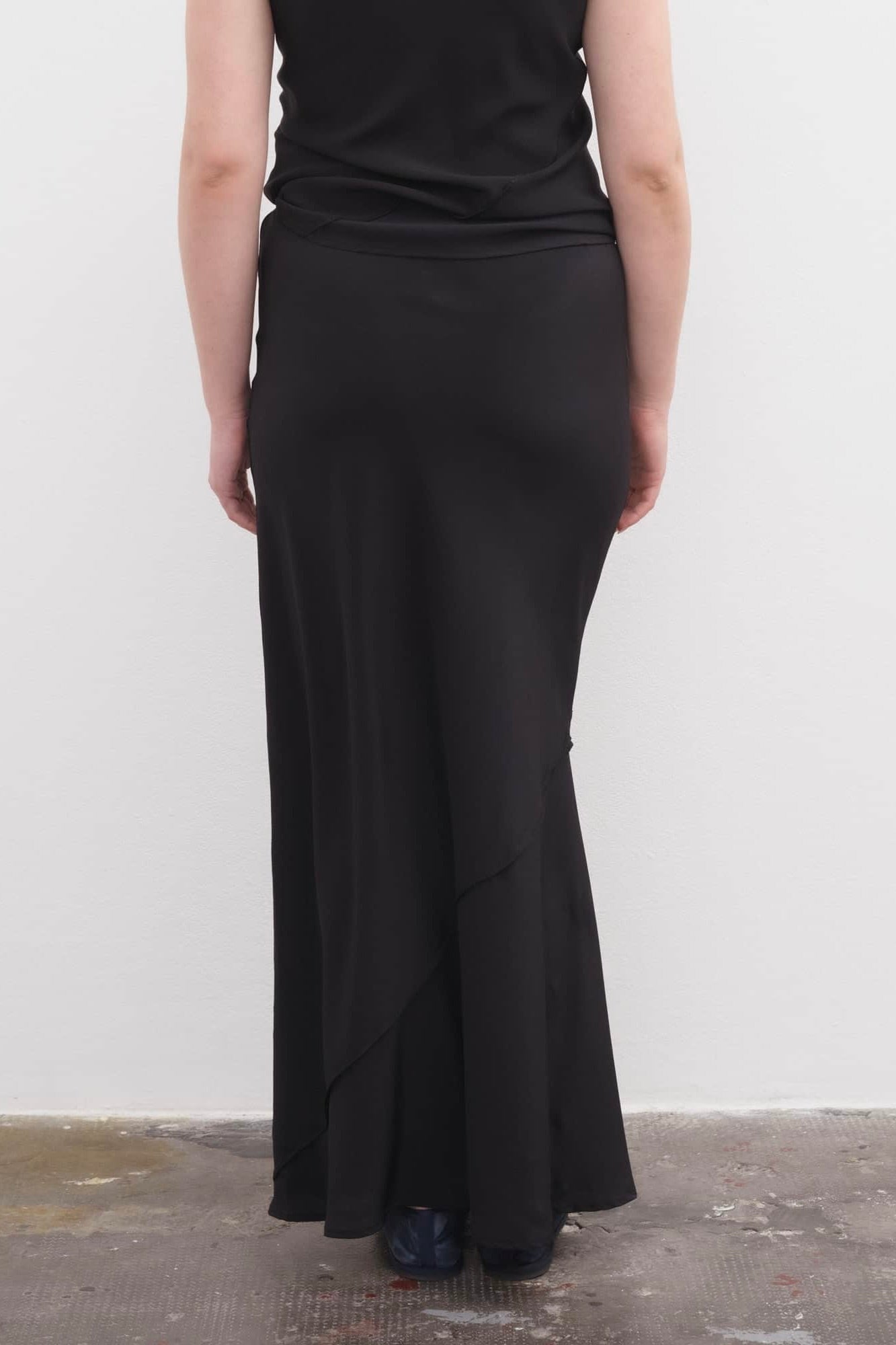 Baserange Lava Skirt / Silk Crepe