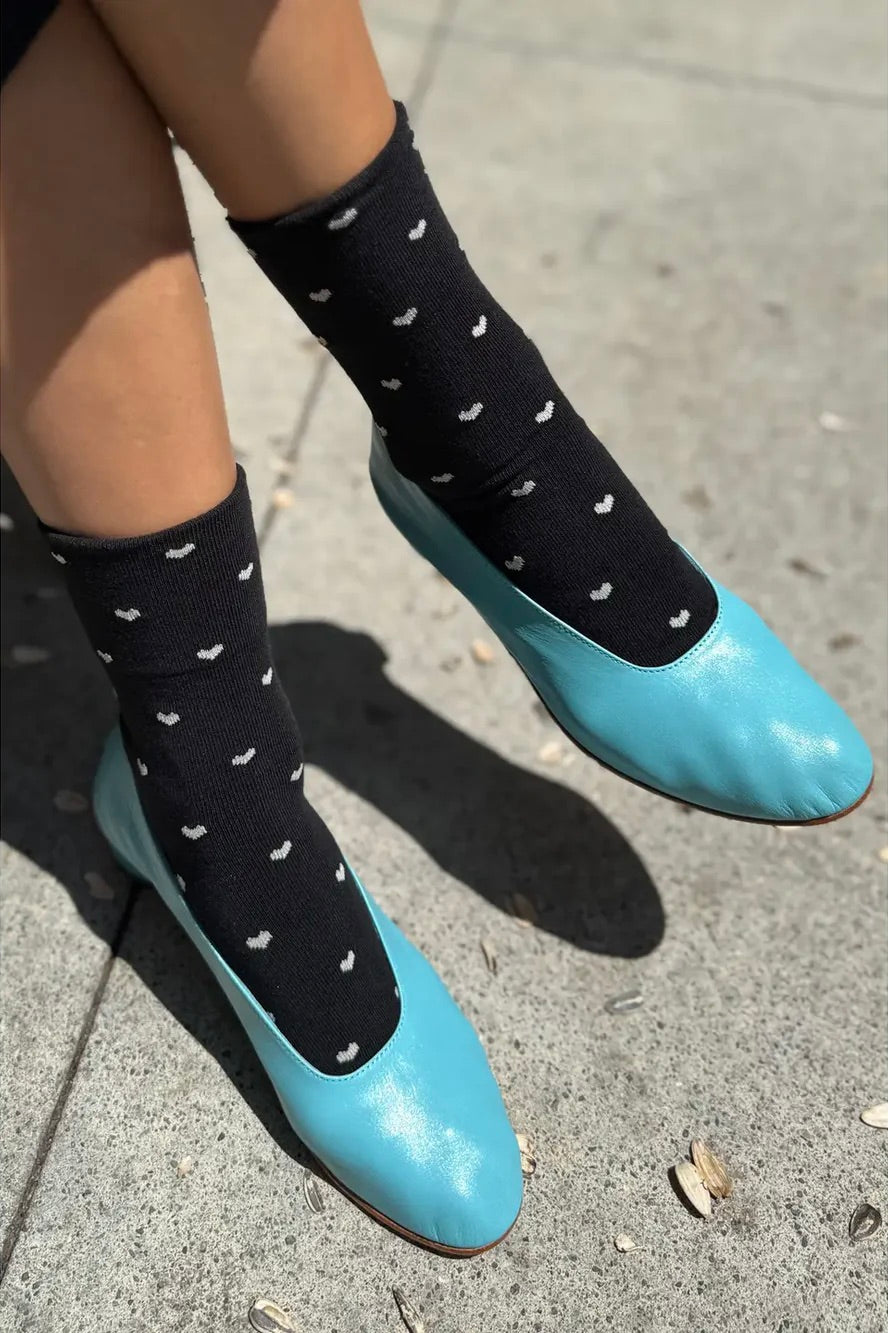 Le Bon Shoppe Sneaker Socks / Black + Cream Hearts