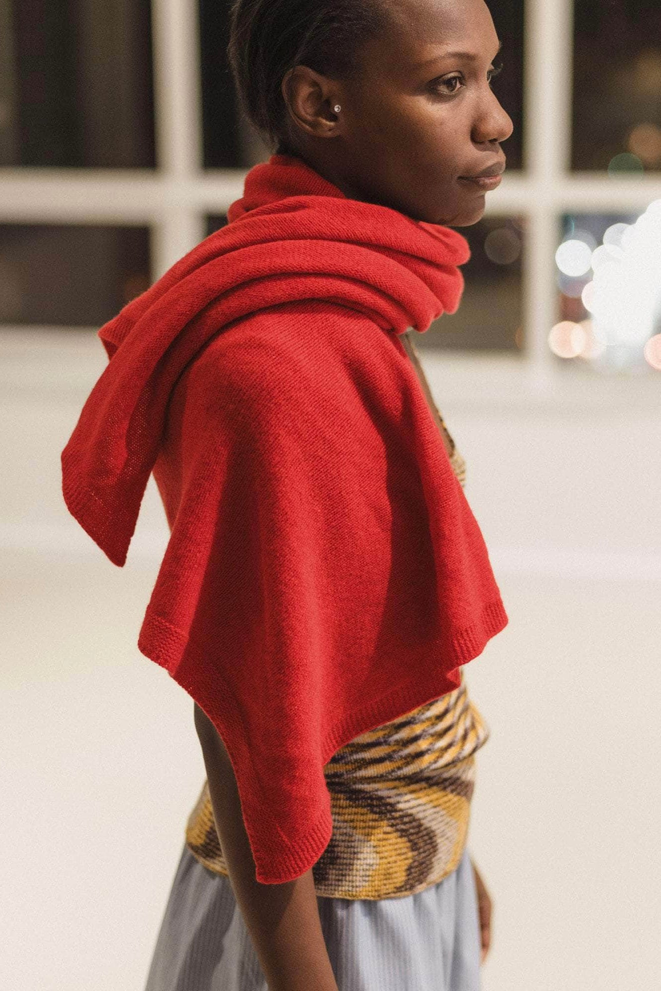 Baserange Whit Scarf / Melagrano Red