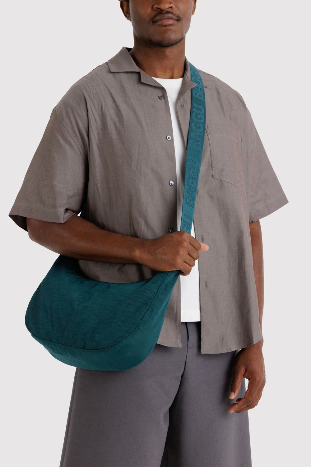 Baggu Medium Nylon Crescent Bag / Deep Sea