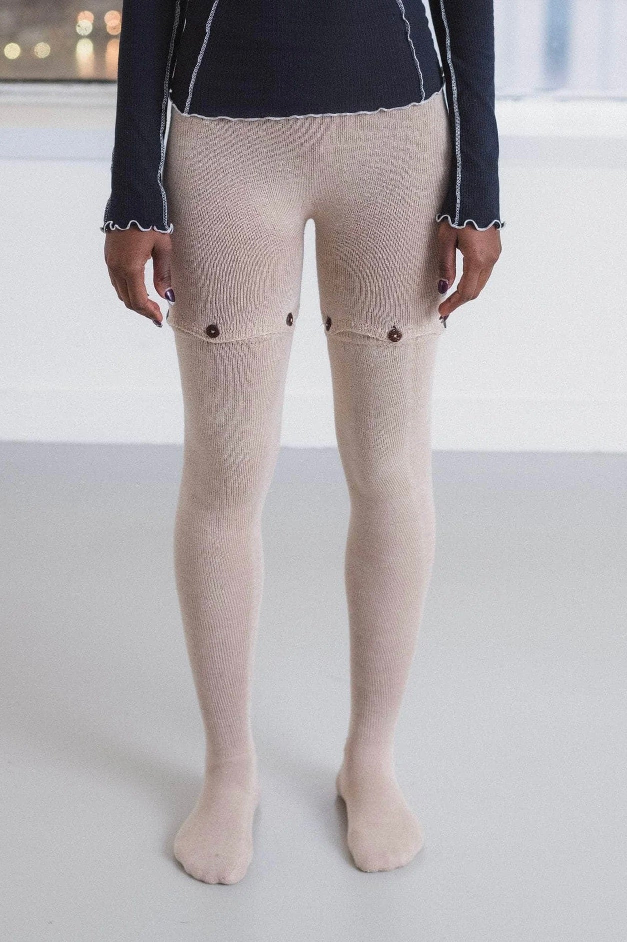 Baserange Button Tights / Lata Beige