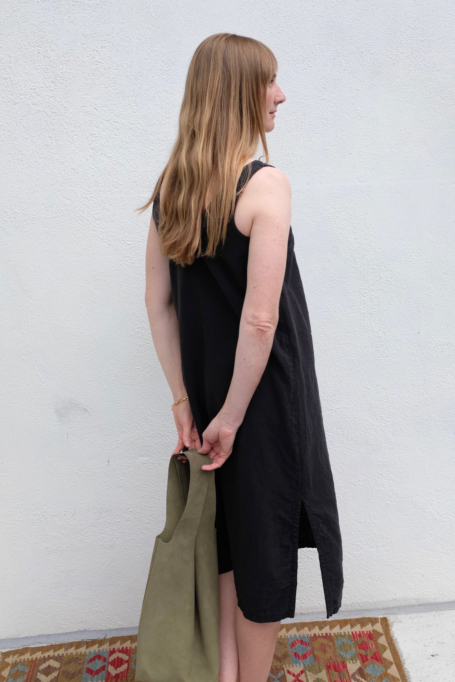Moss Grey Iris Midi with Slits / Black