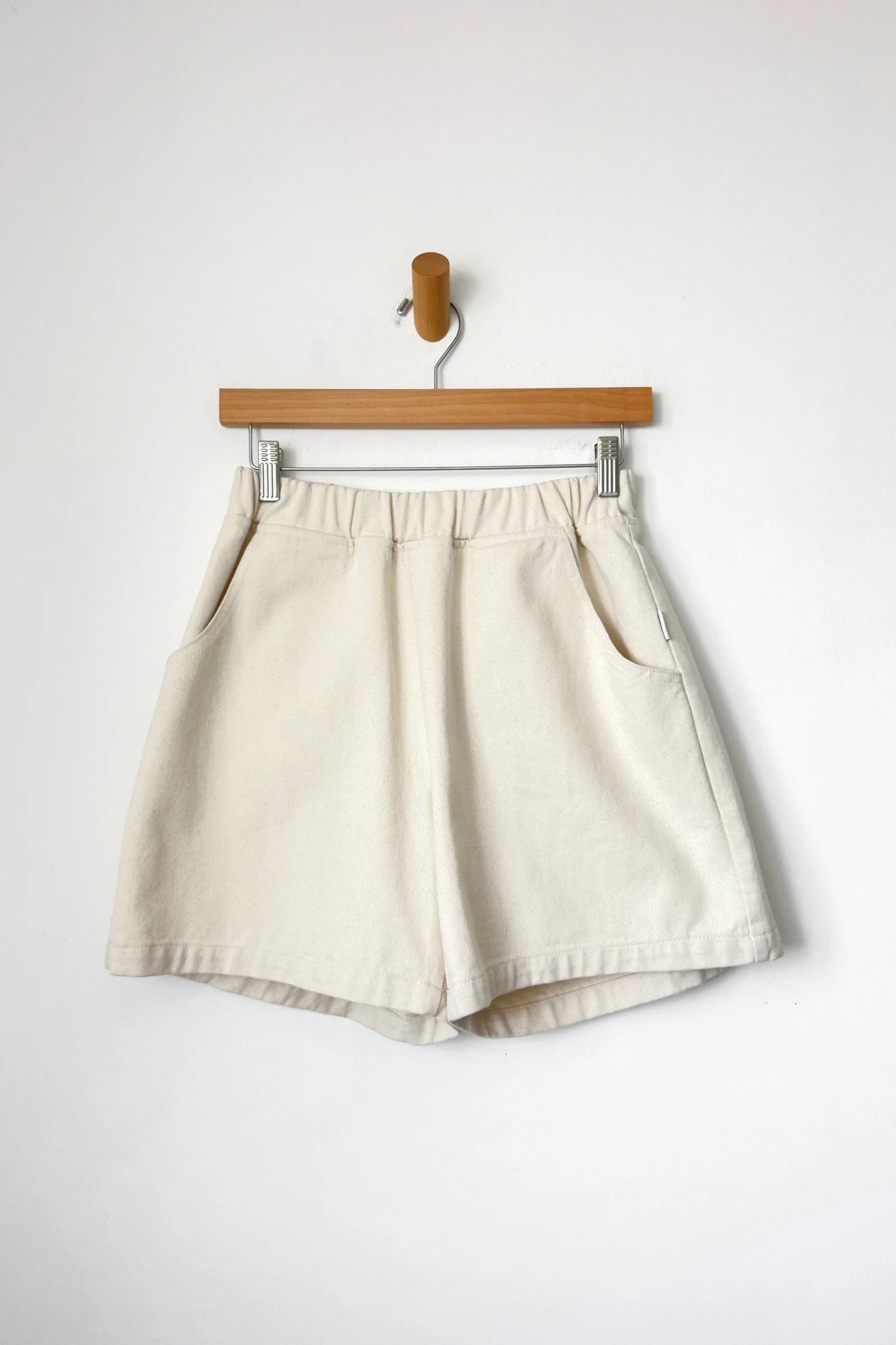 Le Bon Shoppe City Shorts / Naturel