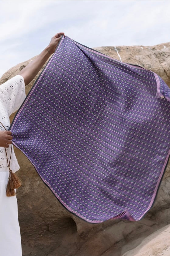 Square Scarf / Purple Tulips