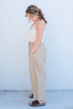 Cordera SS23 Seam Curved Pants / Toasted