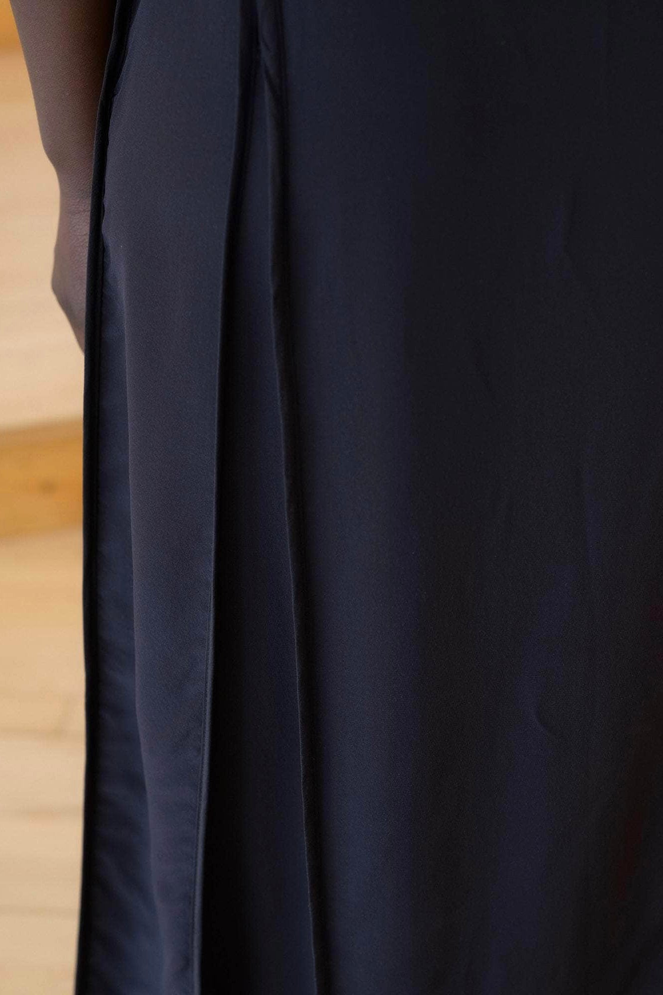 Baserange Ade Dress / Black