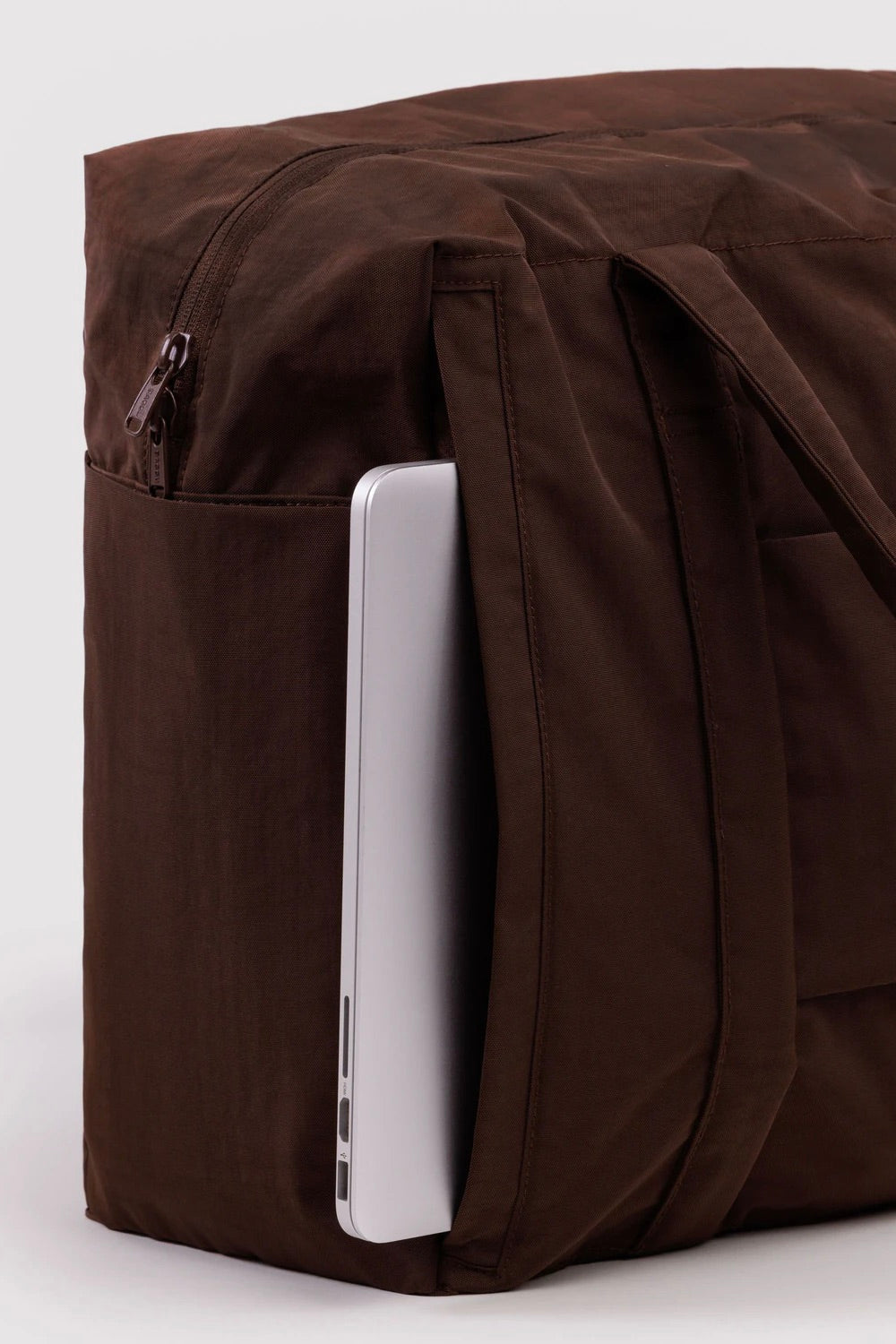 Baggu Cloud Carry-on / Coffee