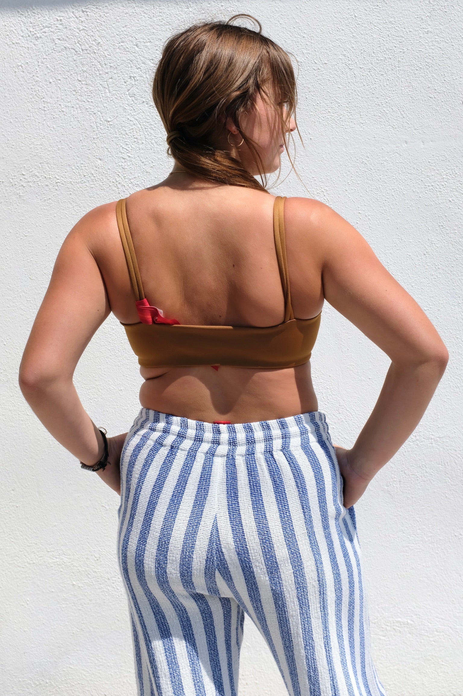 Left on Friday POOL DAYS Top D+ / Tan Lines