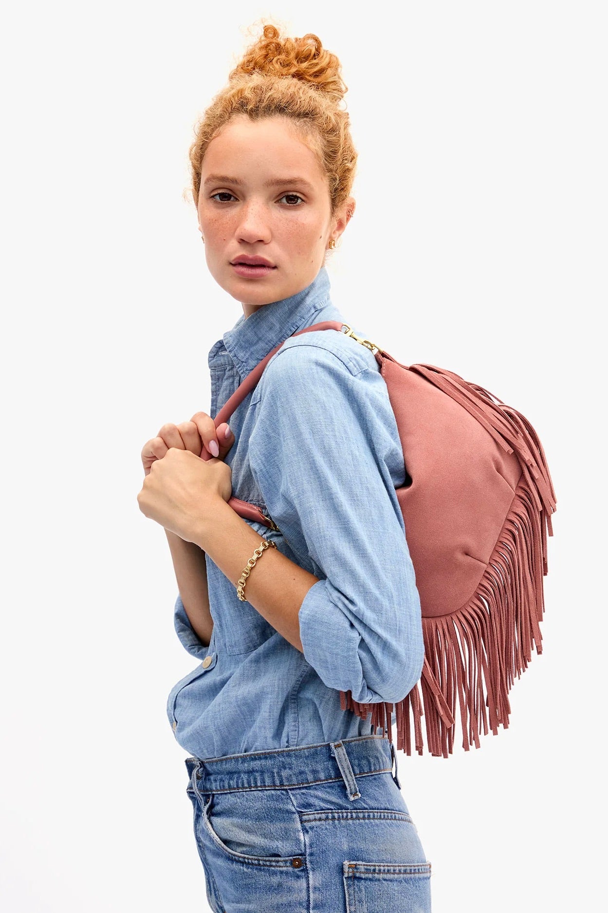 Clare V. Petit Moyen Messenger / Rose Clay Suede Fringe