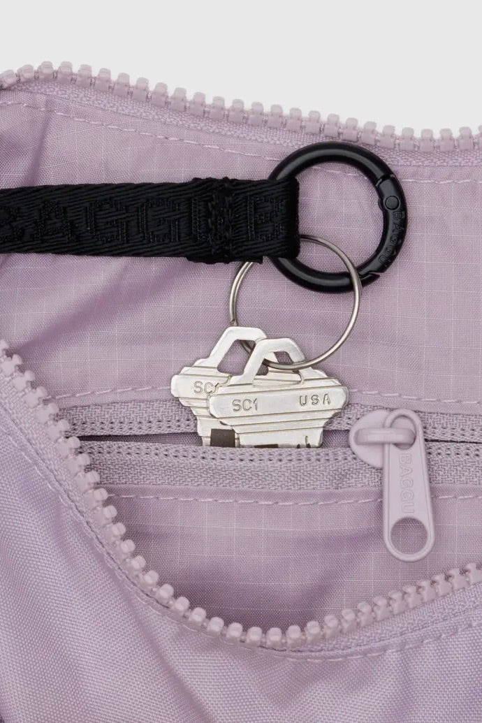 Baggu Small Nylon Crescent Bag / Dusty Pink