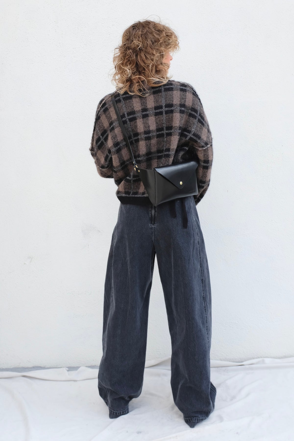 Hokkori Cardigan / Black + Taupe