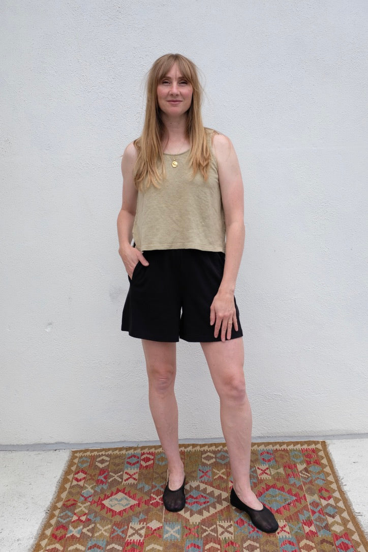 Flared Basketball Shorts / Black