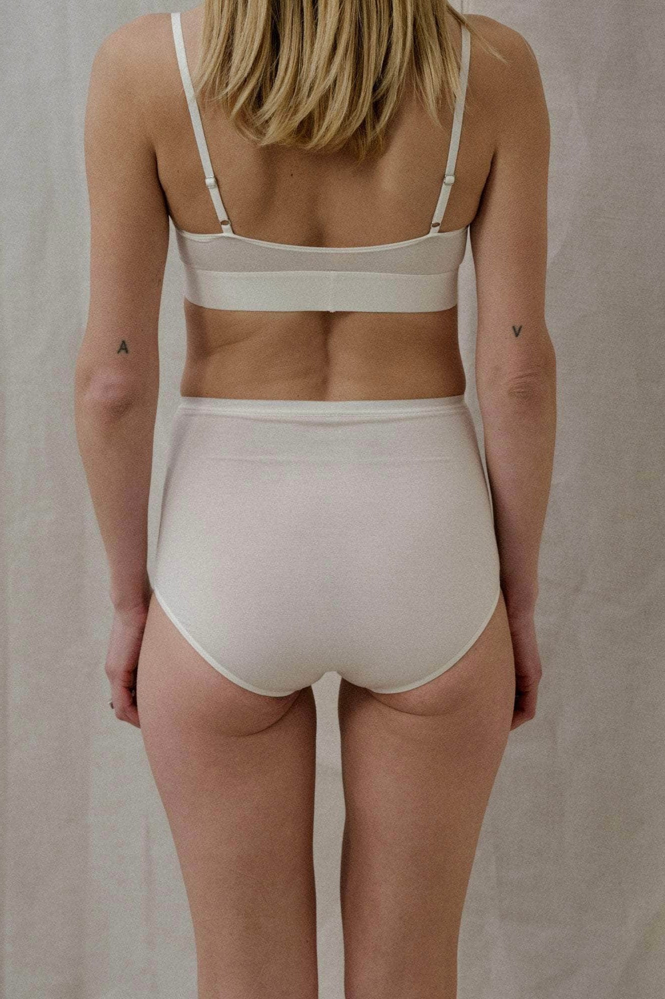 Baserange Highwaist Bell Pant / Undyed