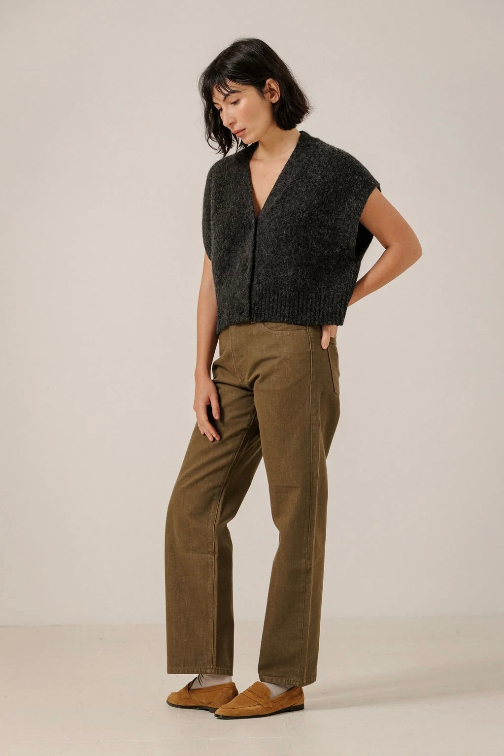 Alpaca Button Down Vest / Basalt