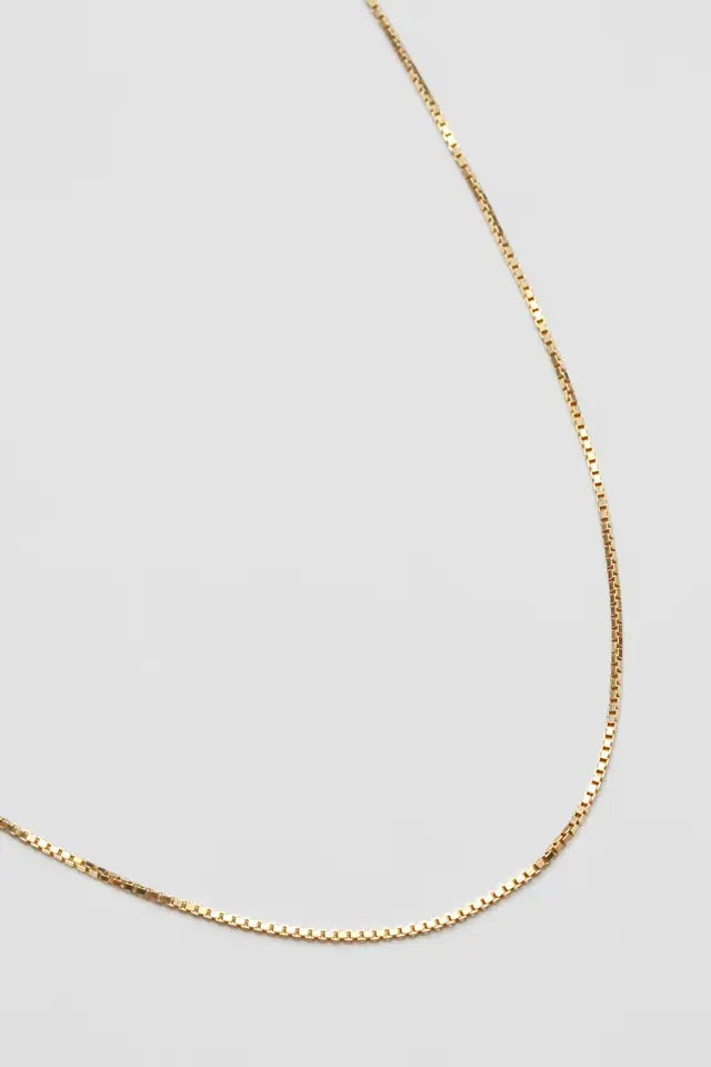 Wolf Circus Box Chain / Gold