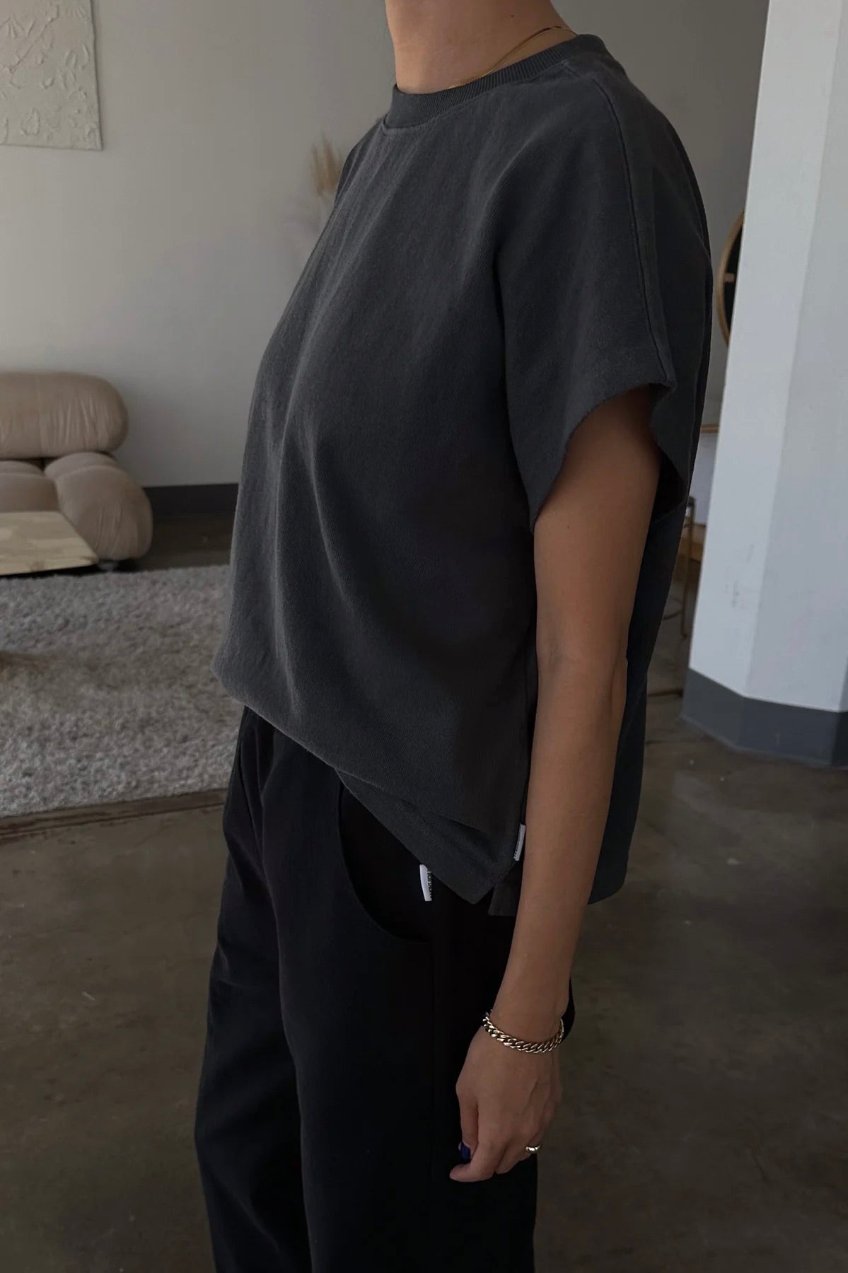 Le Bon Shoppe Jeanne Tee / Almost Black